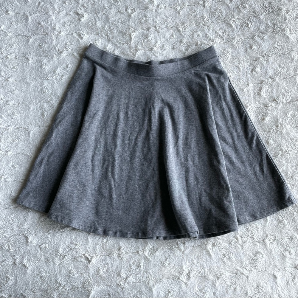Forever 21 Skirt Womens Medium Gray Elastic Waist Solid School Casual Flared Y2K